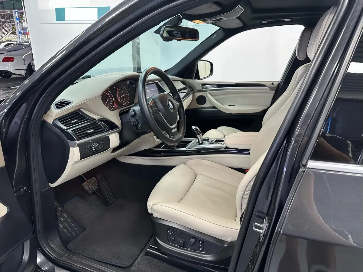 2010 BMW X5 3.0L 258HP L6 6AT,autocango,china used car exporter,china ev exporter,chinese used car exporter,chinese used ev exporter