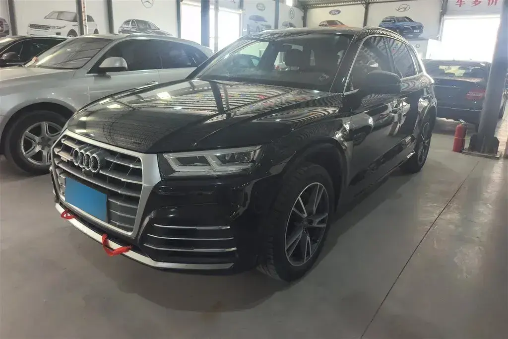 2020 Audi Q5L 2.0T 190HP L4 7DCT