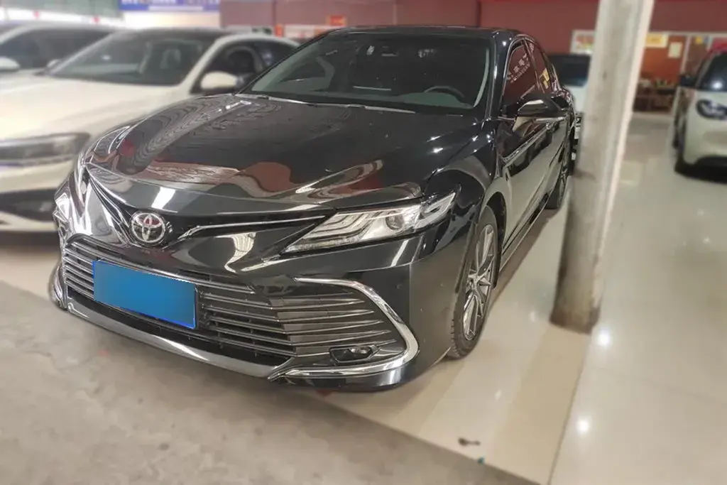2021 Toyota Camry 2.5L 209HP L4 8AT