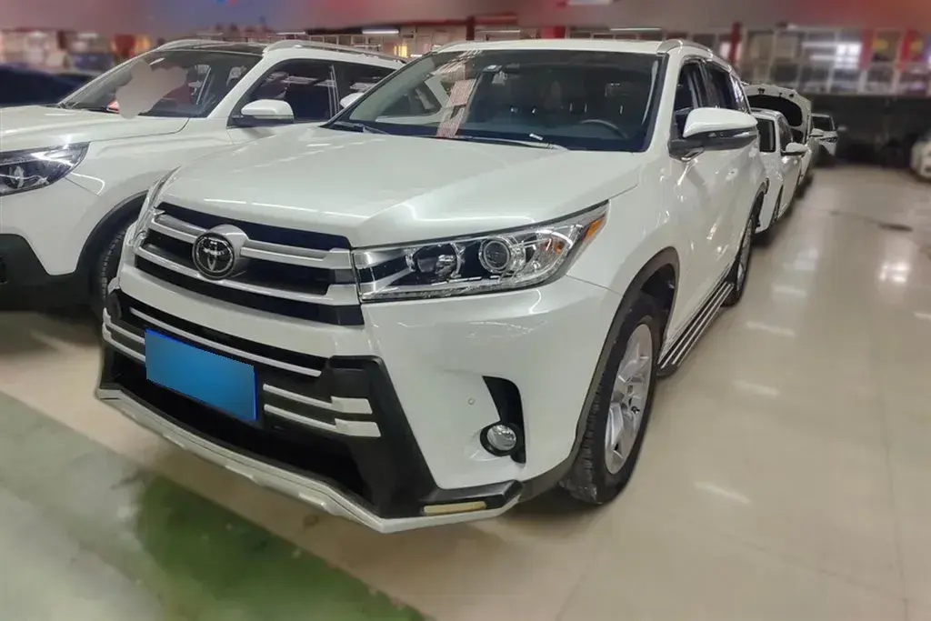 2021 Toyota Highlander 2.0T 220HP L4 6AT