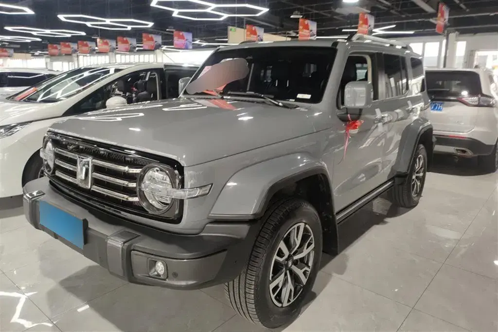 2023 Tank 300 2.0T 227HP L4 8AT