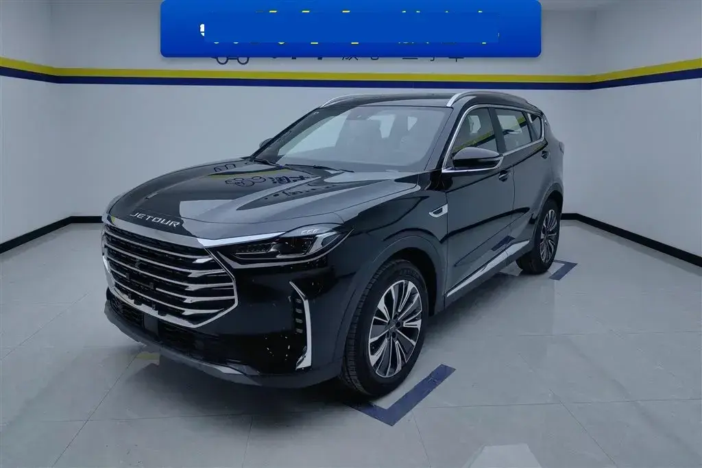 2025 Jetour X70 Plus 1.5T 156HP L4 CVT