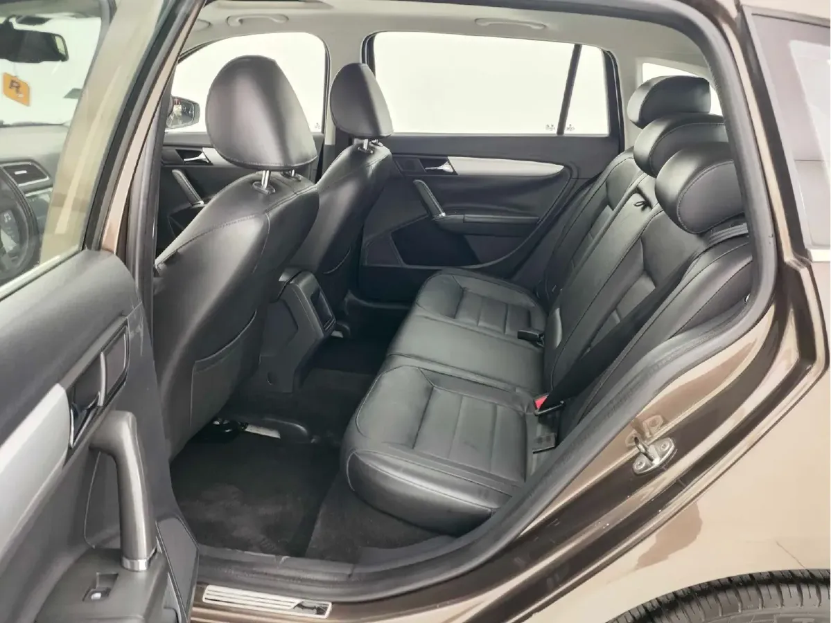 2013 Volkswagen Gran Lavida 1.6L 110HP L4 6AT,autocango,china used car exporter,china ev exporter,chinese used car exporter,chinese used ev exporter