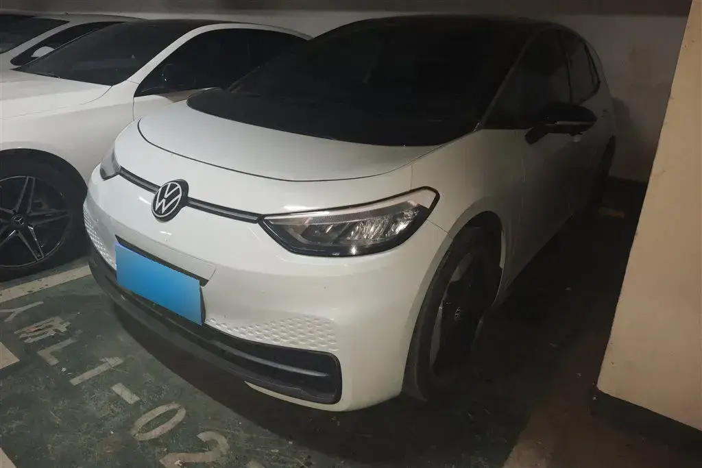 2023 Volkswagen ID.3 BEV 52.8KWH