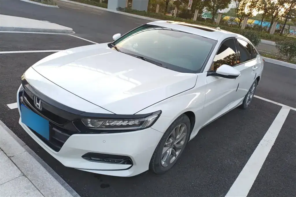 2018 Honda Accord 1.5T 194HP L4 CVT