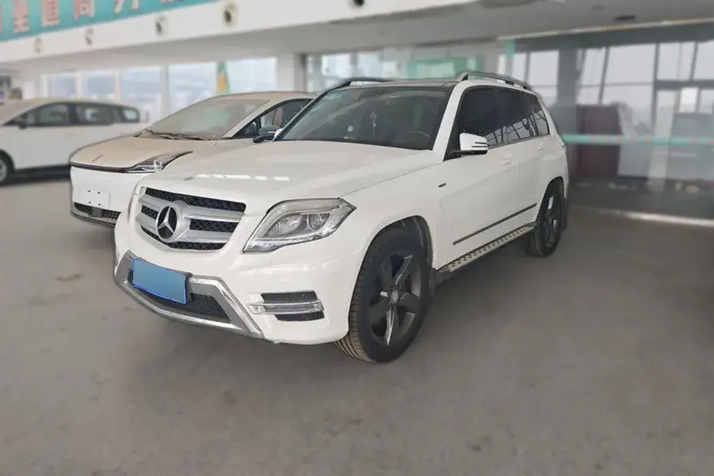 2015 Mercedes-Benz GLK Class 2.0T 211HP L4 7AT