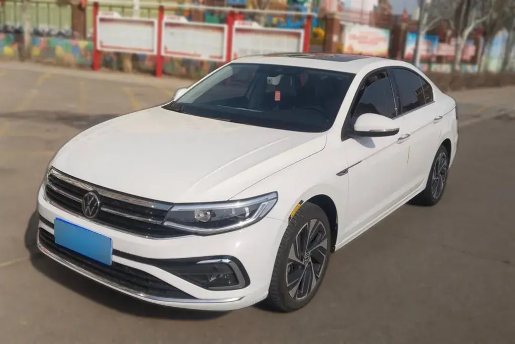 2023 Volkswagen Bora 1.4T 150HP L4 7DCT