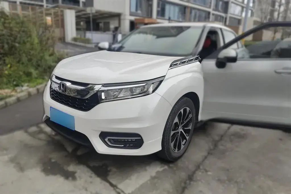 2017 Honda Avancier 1.5T 193HP L4 CVT