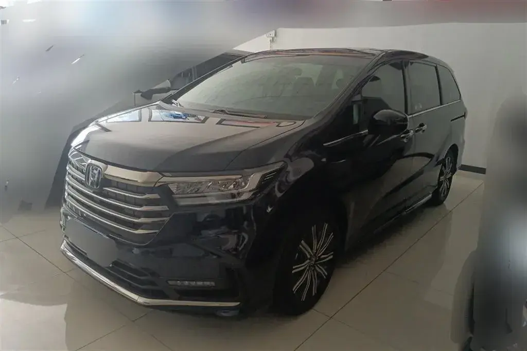 2022 Honda Odyssey 2.0L 146HP L4 E-CVT Hybrid