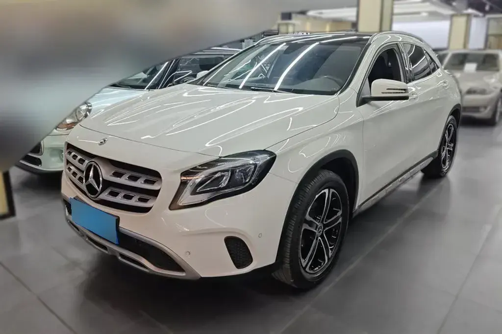 2018 Mercedes-Benz GLA Class 1.6T 156HP L4 7DCT
