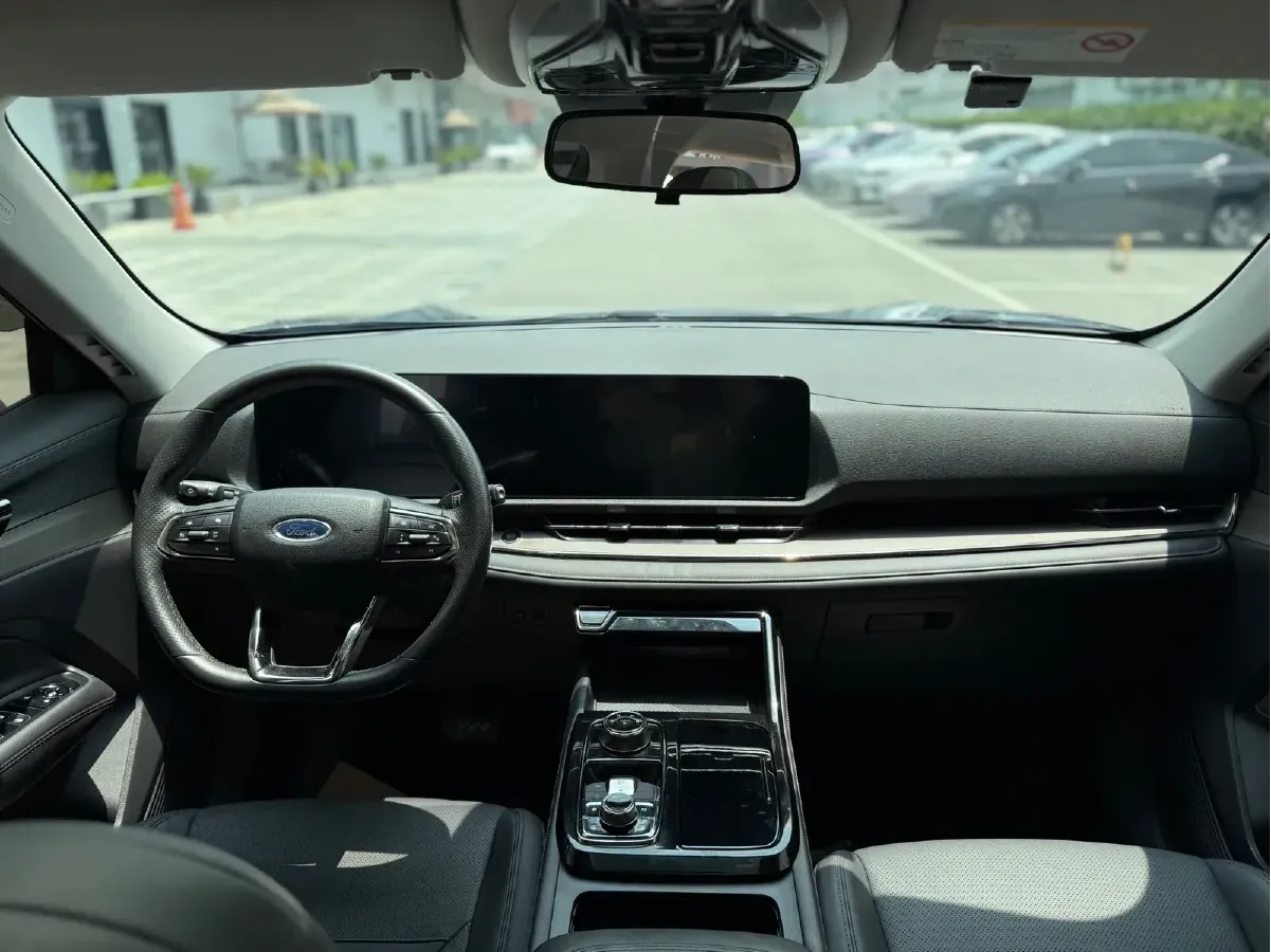 2022 Ford Equator Sport 1.5T 170HP L4 7DCT,autocango,china used car exporter,china ev exporter,chinese used car exporter,chinese used ev exporter