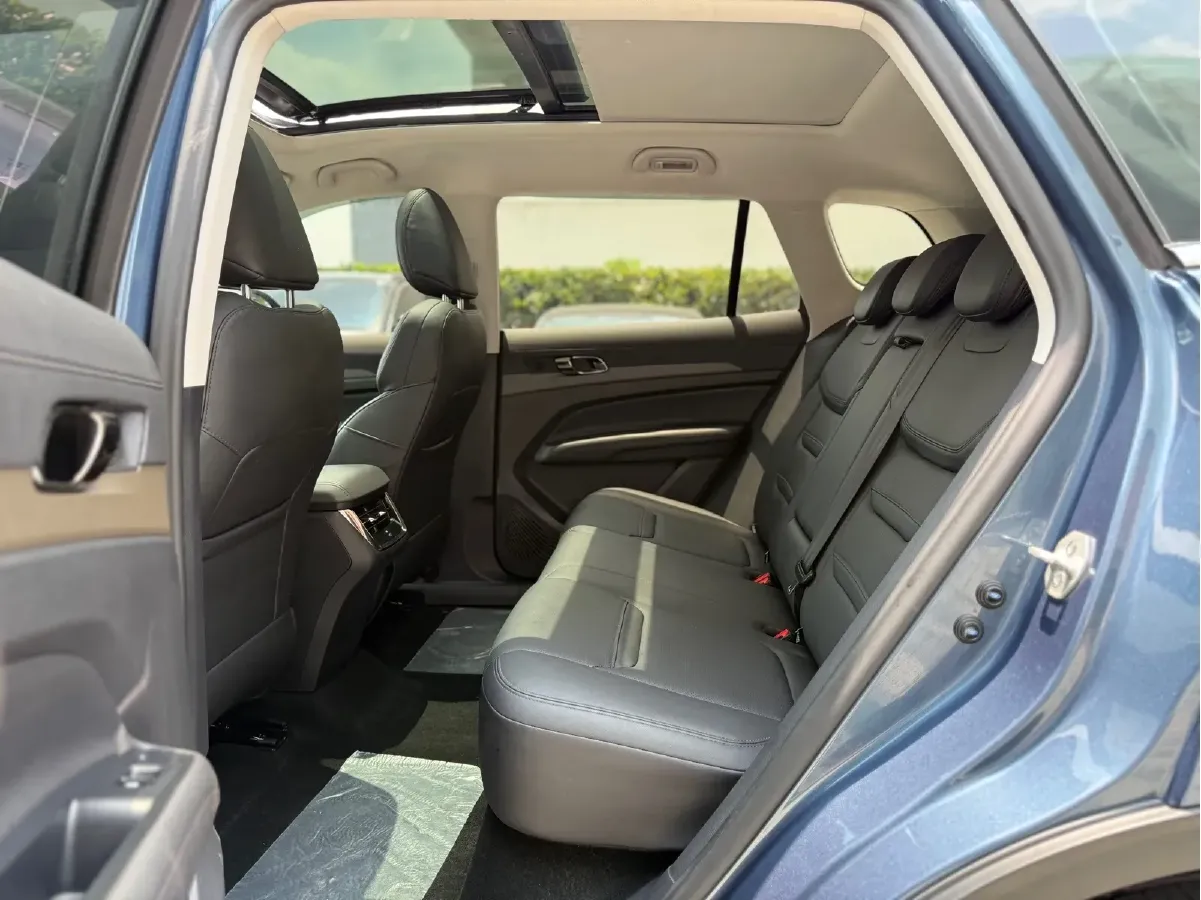 2022 Ford Equator Sport 1.5T 170HP L4 7DCT,autocango,china used car exporter,china ev exporter,chinese used car exporter,chinese used ev exporter