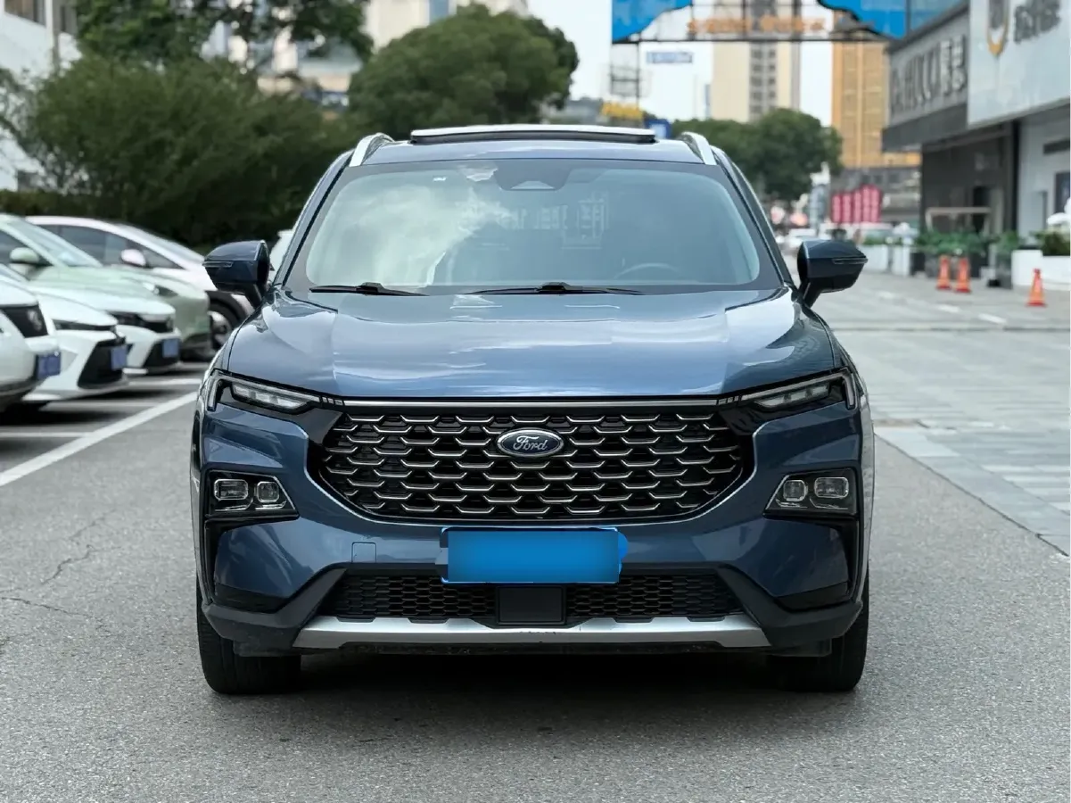 2022 Ford Equator Sport 1.5T 170HP L4 7DCT,autocango,china used car exporter,china ev exporter,chinese used car exporter,chinese used ev exporter