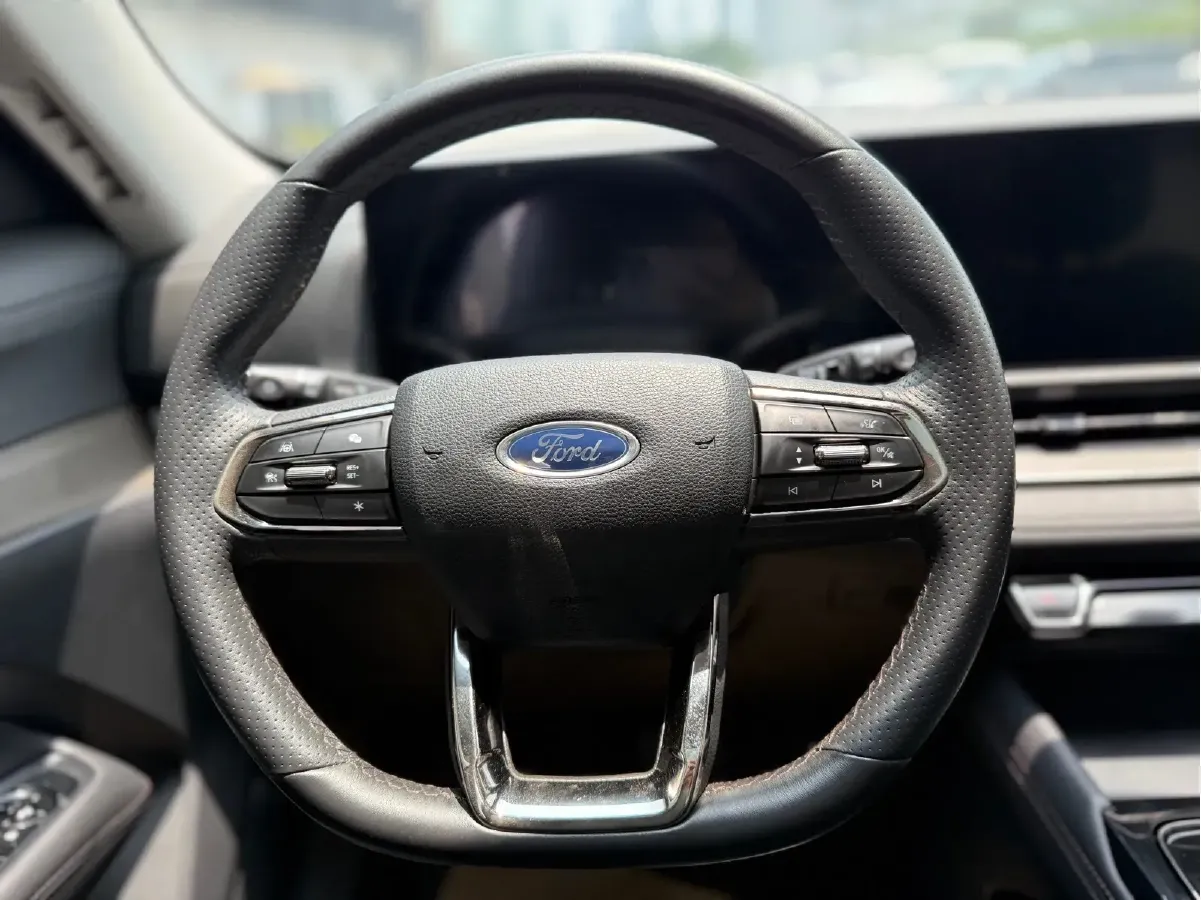 2022 Ford Equator Sport 1.5T 170HP L4 7DCT,autocango,china used car exporter,china ev exporter,chinese used car exporter,chinese used ev exporter