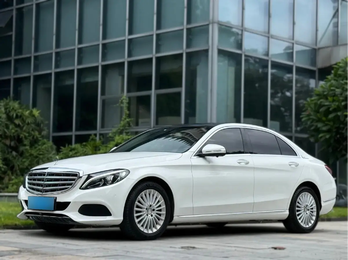 2015 Mercedes-Benz C Class 2.0T 184HP L4 7AT