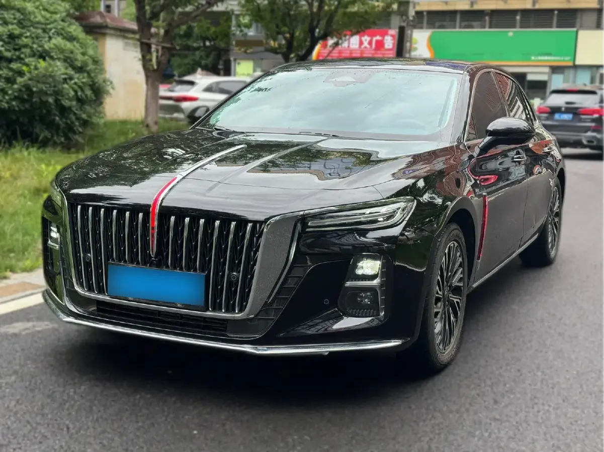 2023 HongQi H5 2.0T 224HP L4 8AT