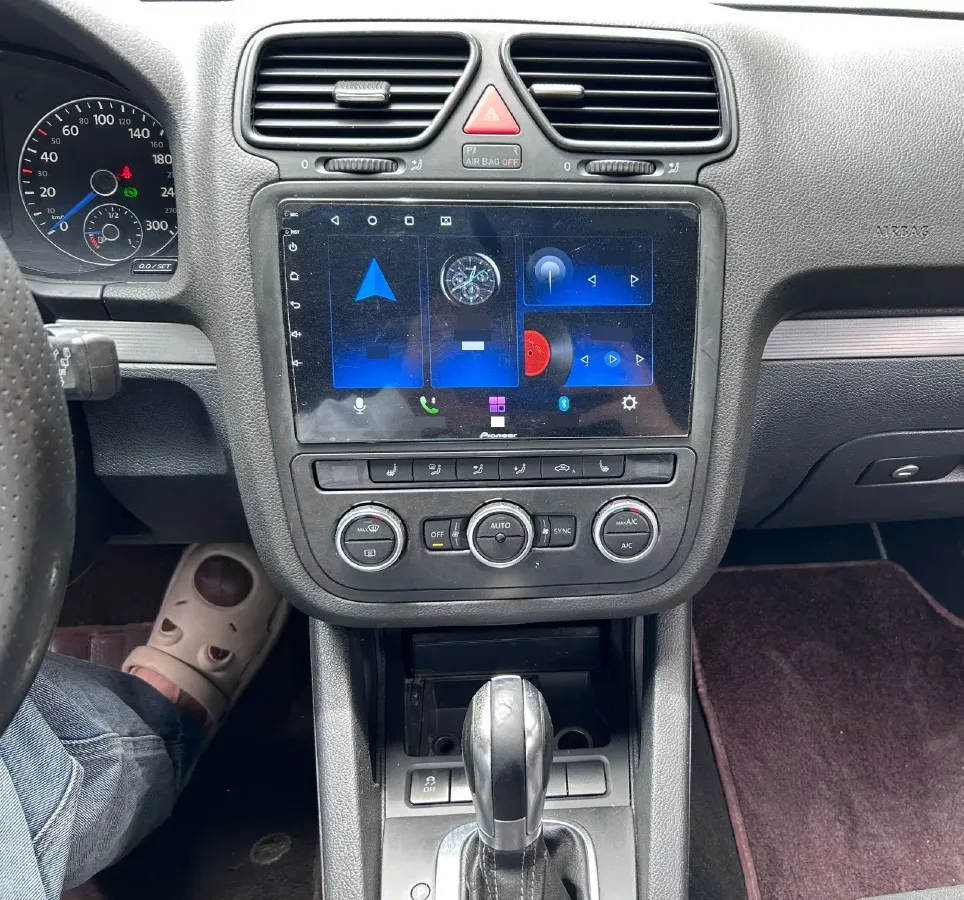 2011 Volkswagen Scirocco 2.0T 256HP L4 6DCT,autocango,china used car exporter,china ev exporter,chinese used car exporter,chinese used ev exporter