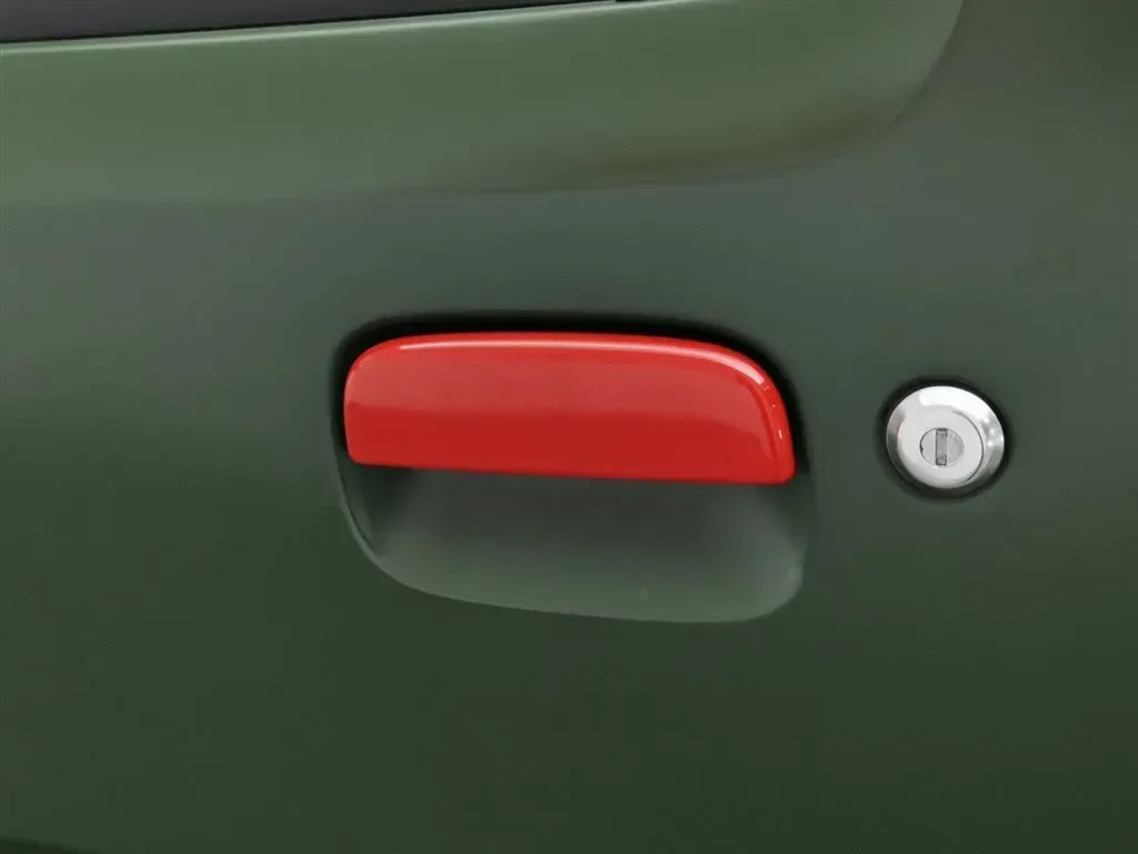 2015 Suzuki Jimny 1.3L 85HP L4 4AT,autocango,china used car exporter,china ev exporter,chinese used car exporter,chinese used ev exporter