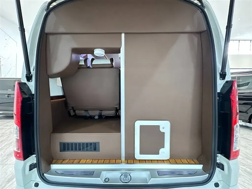 2024 Century Century 3.5L 262HP V6 E-CVT PHEV 18.1KWH,autocango,china used car exporter,china ev exporter,chinese used car exporter,chinese used ev exporter