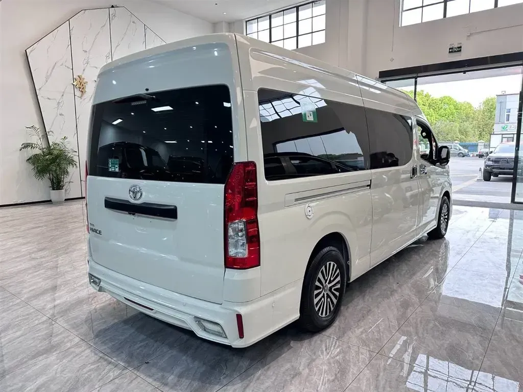 2024 Century Century 3.5L 262HP V6 E-CVT PHEV 18.1KWH,autocango,china used car exporter,china ev exporter,chinese used car exporter,chinese used ev exporter