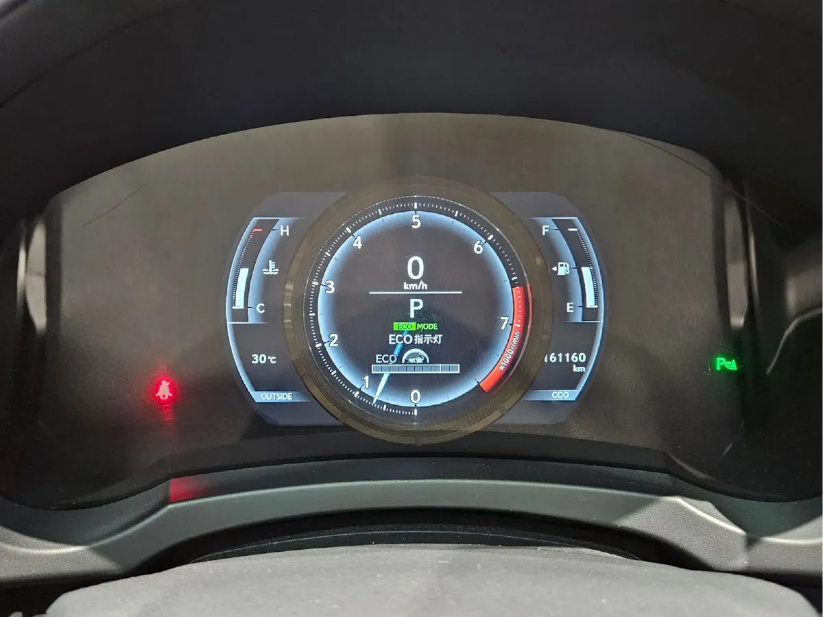 2013 Lexus IS 2.5L 208HP V6 6AT,autocango,china used car exporter,china ev exporter,chinese used car exporter,chinese used ev exporter