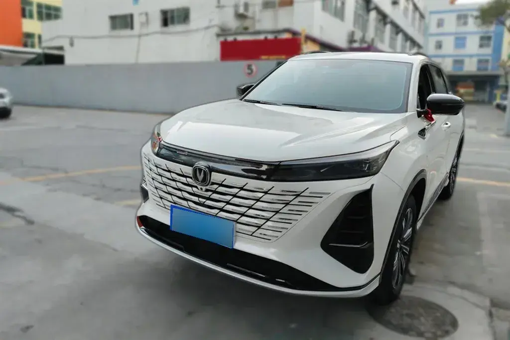 2024 ChangAn CS75 Plus 1.5T 188HP L4 8AT