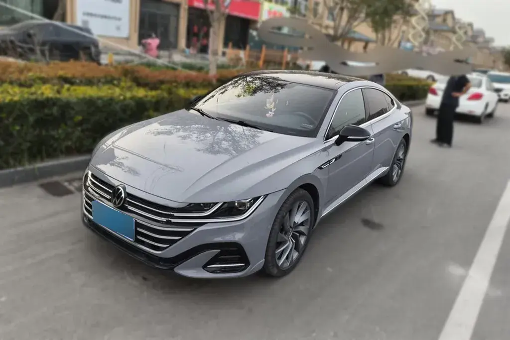 2021 Volkswagen CC 2.0T 220HP L4 7DCT