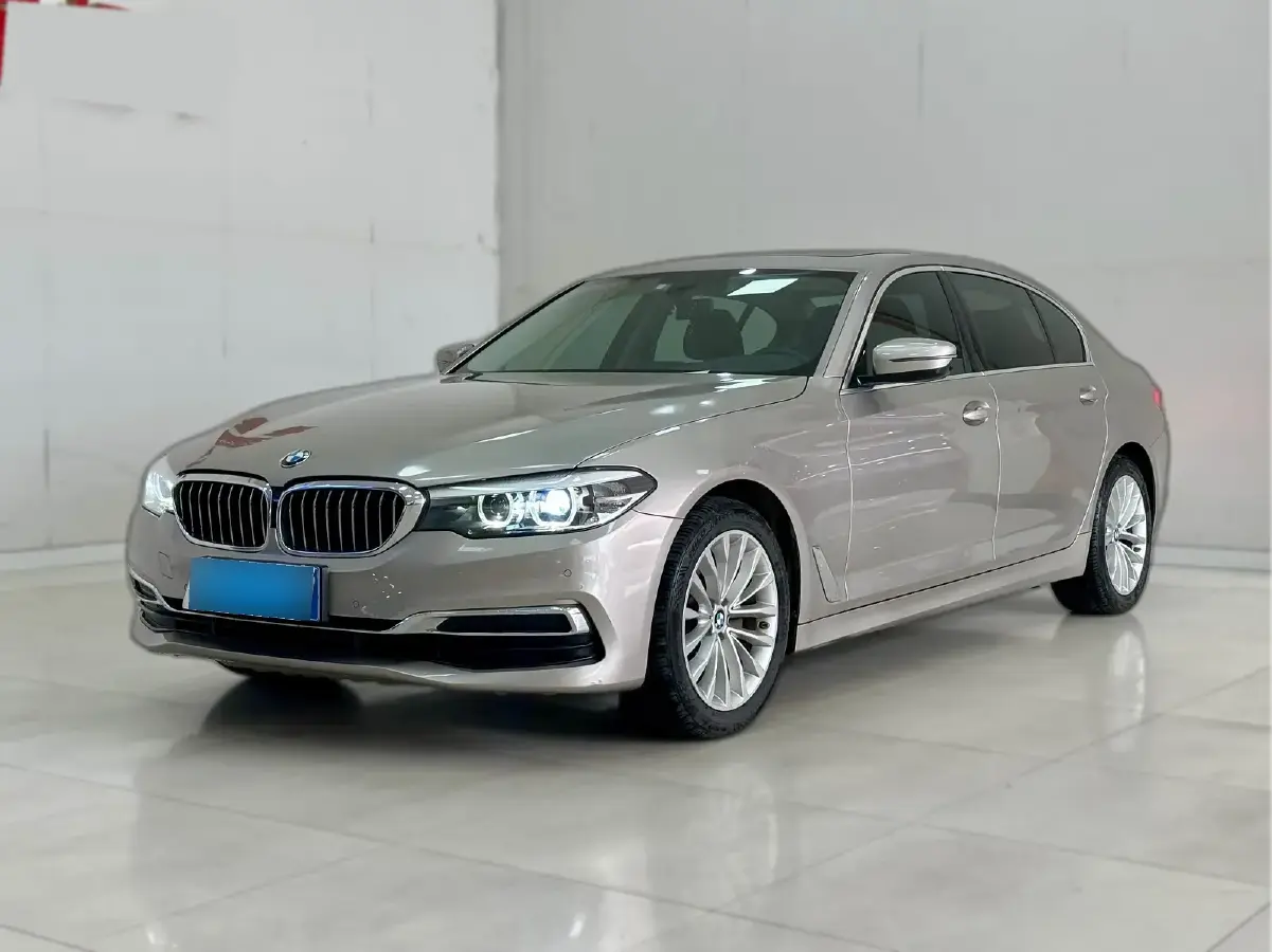 2019 BMW 5 Series 2.0T 184HP L4 8AT