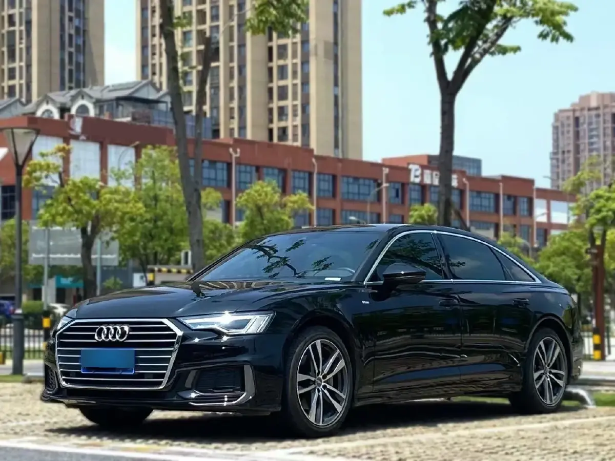 2019 Audi A6L 2.0T 190HP L4 7DCT