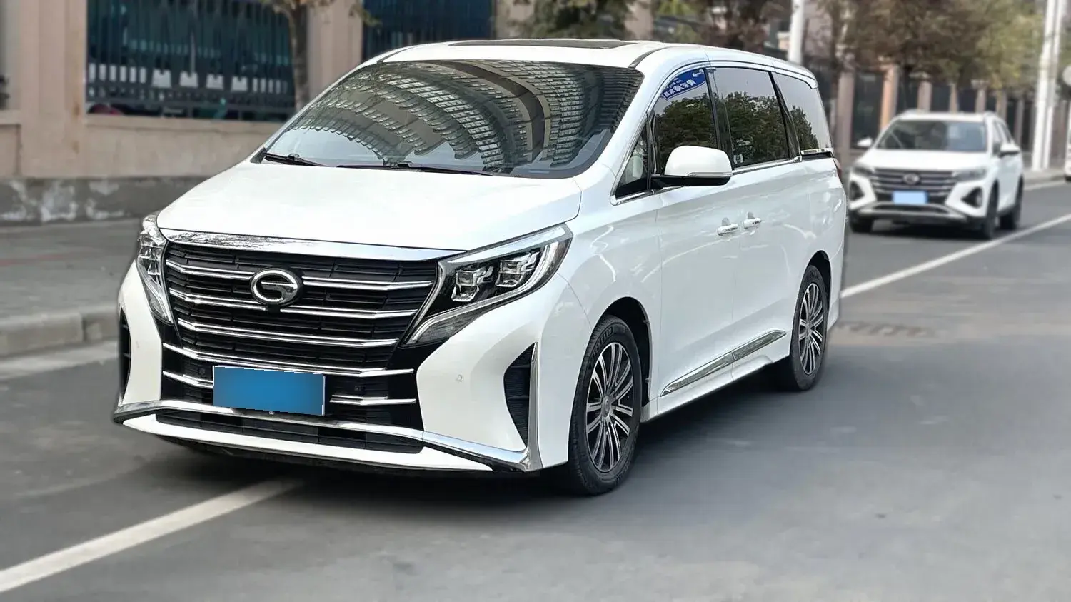 2021 GAC Trumpchi M8 2.0T 252HP L4 8AT