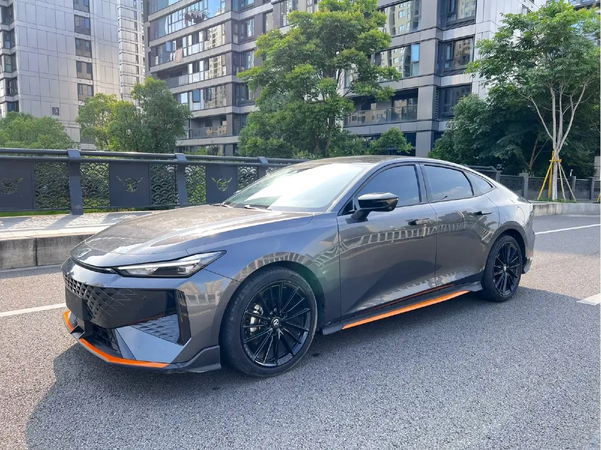 2022 ChangAn UNI-V 1.5T 188HP L4 7DCT