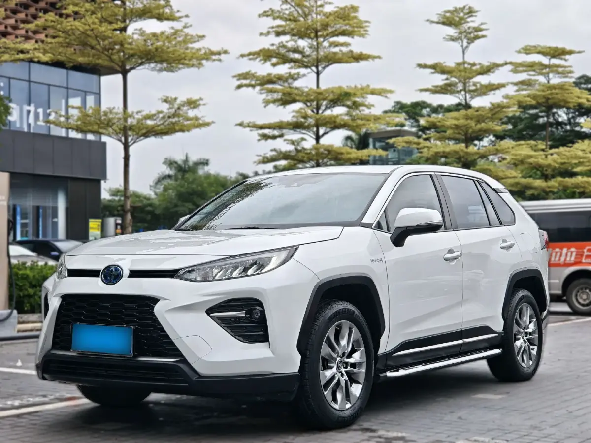 2021 Toyota Wildlander 2.5L 178HP L4 E-CVT Hybrid