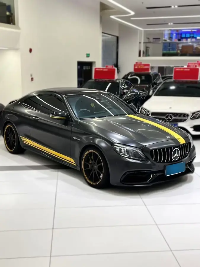2021 Mercedes-Benz C AMG 4.0T 476HP V8 9AT