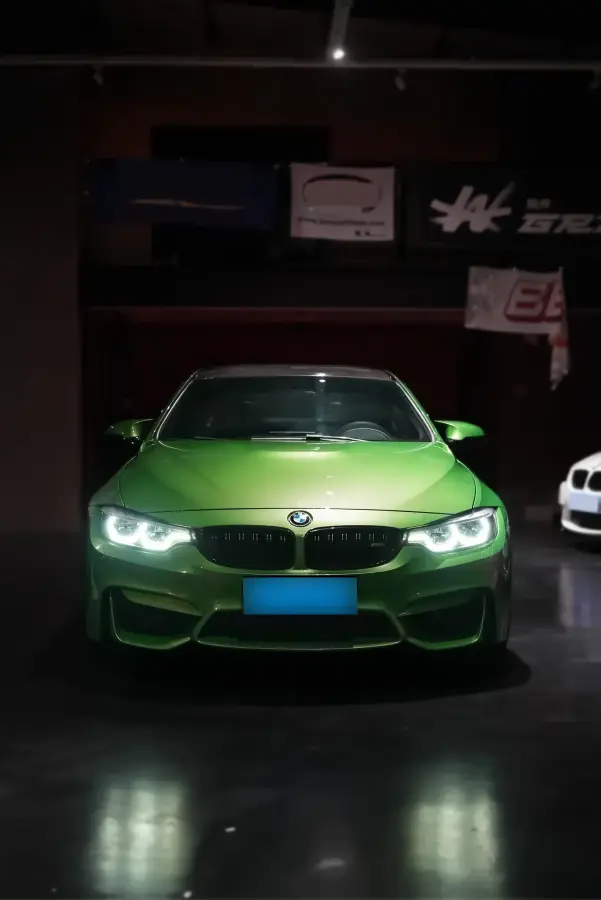 2018 BMW M4 3.0T 450HP L6 7DCT