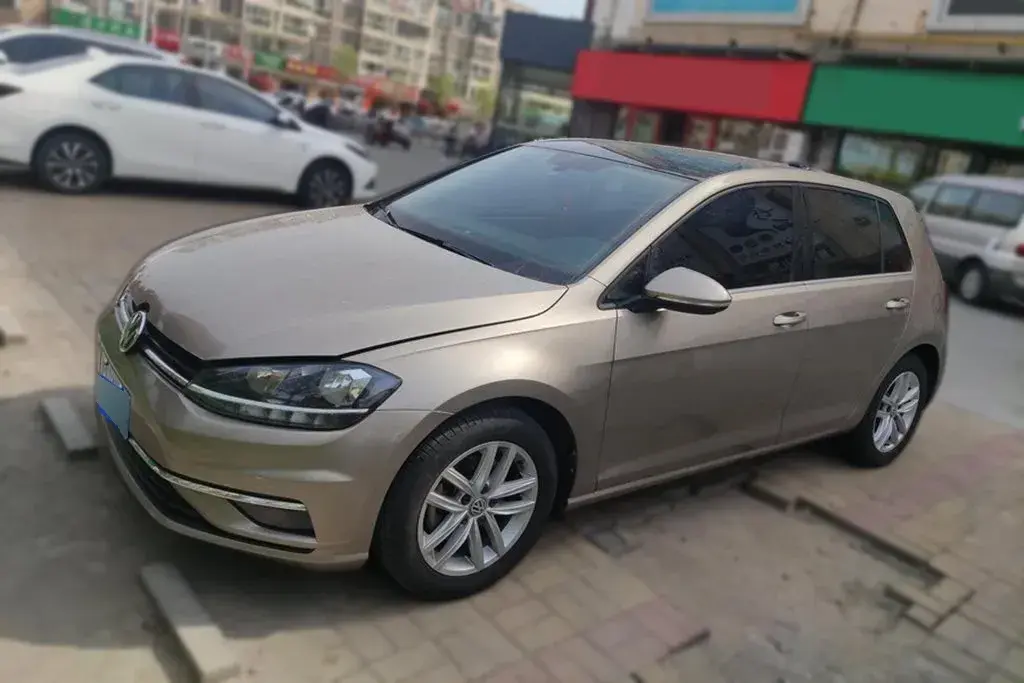 2019 Volkswagen Golf 1.4T 150HP L4 7DCT
