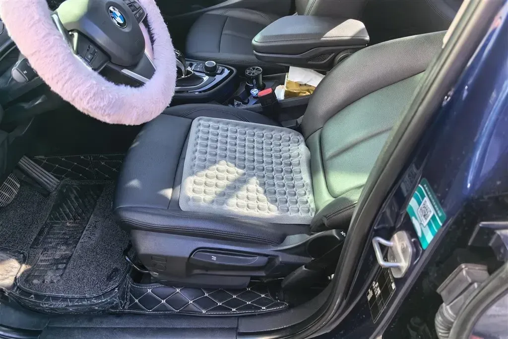 2019 BMW 2 Series SUV 1.5T 140HP L3 7DCT,autocango,china used car exporter,china ev exporter,chinese used car exporter,chinese used ev exporter