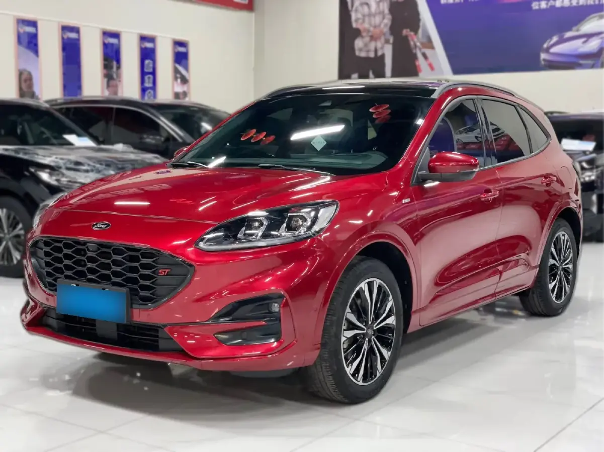 2020 Ford Escape 2.0T 248HP L4 8AT