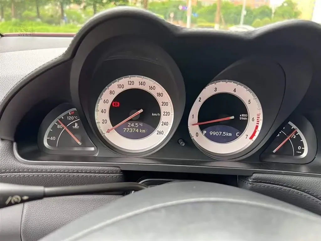 2011 Mercedes-Benz SL Class 3.0L 231HP V6 7AT,autocango,china used car exporter,china ev exporter,chinese used car exporter,chinese used ev exporter