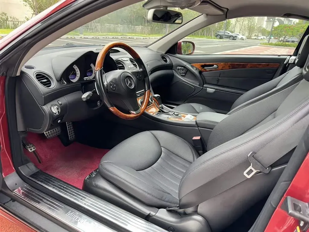 2011 Mercedes-Benz SL Class 3.0L 231HP V6 7AT,autocango,china used car exporter,china ev exporter,chinese used car exporter,chinese used ev exporter