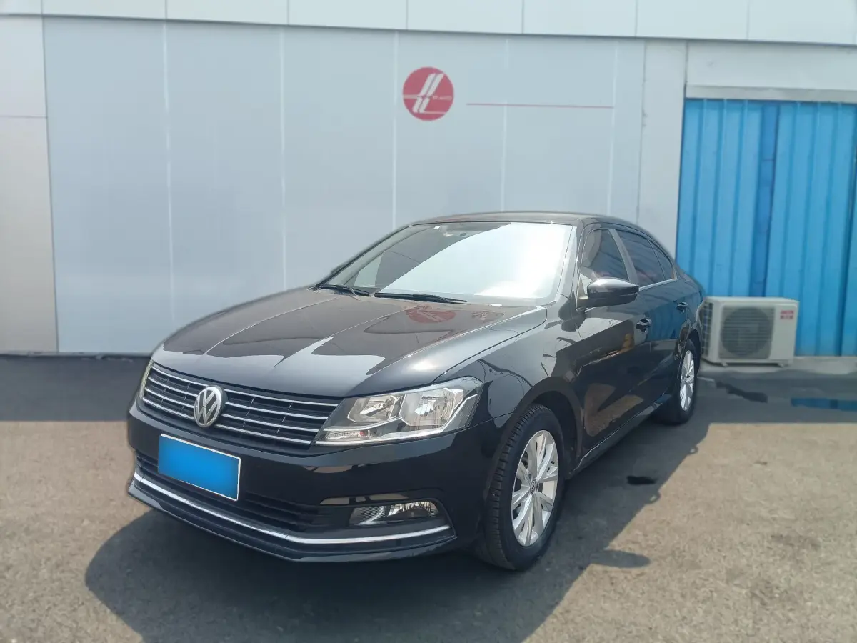 2015 Volkswagen Lavida 1.6L 110HP L4 6AT