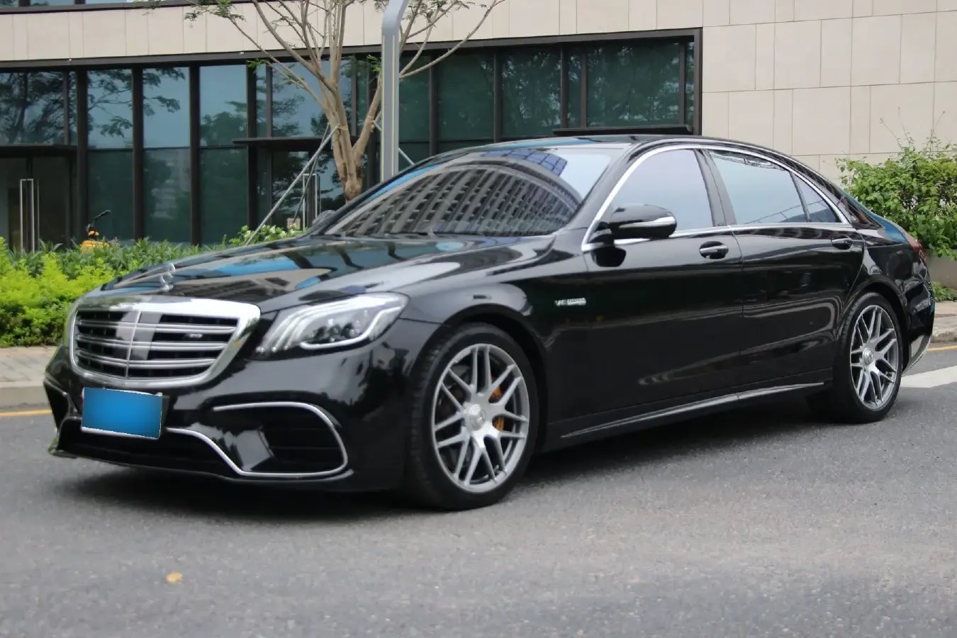 2015 Mercedes-Benz S AMG 5.5T 585HP V8 7AT