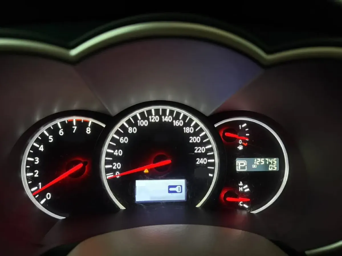 2015 Nissan Quest 3.5L 277HP V6 CVT,autocango,china used car exporter,china ev exporter,chinese used car exporter,chinese used ev exporter