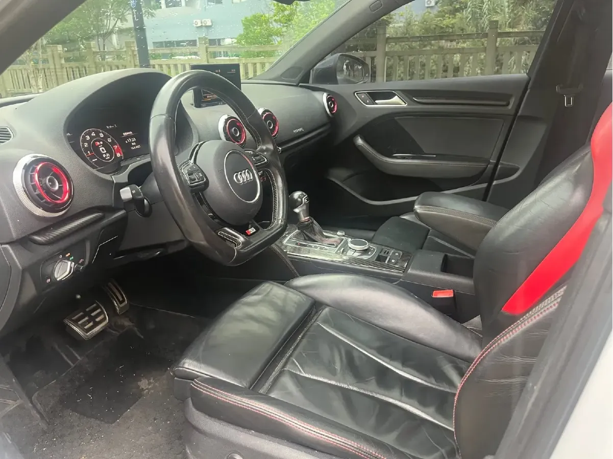 2015 Audi S3 2.0T 286HP L4 6DCT,autocango,china used car exporter,china ev exporter,chinese used car exporter,chinese used ev exporter