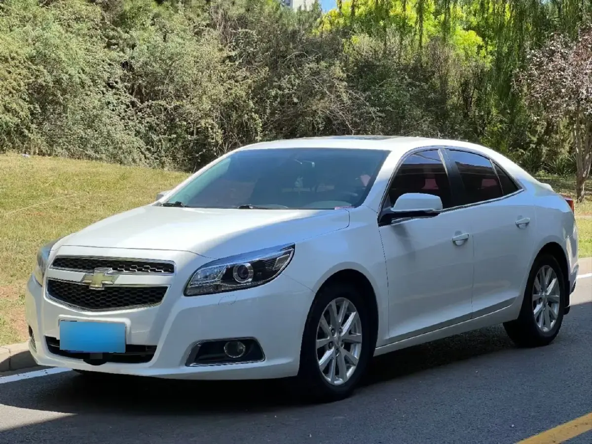 2014 Chevrolet Malibu 2.0L 154HP L4 6AT