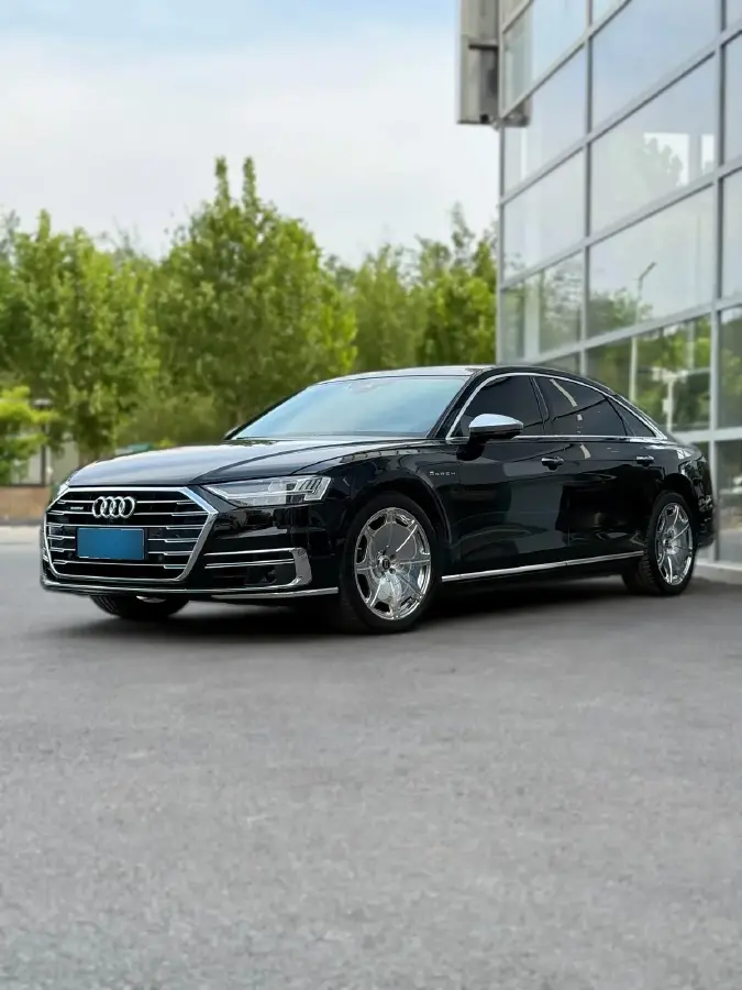 2022 Audi A8 3.0T 286HP V6 8AT