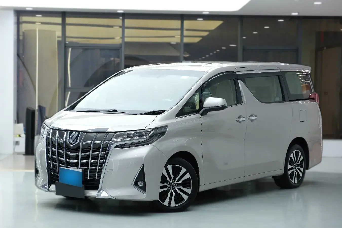2019 Toyota Alphard 2.5L 117HP L4 E-CVT Hybrid