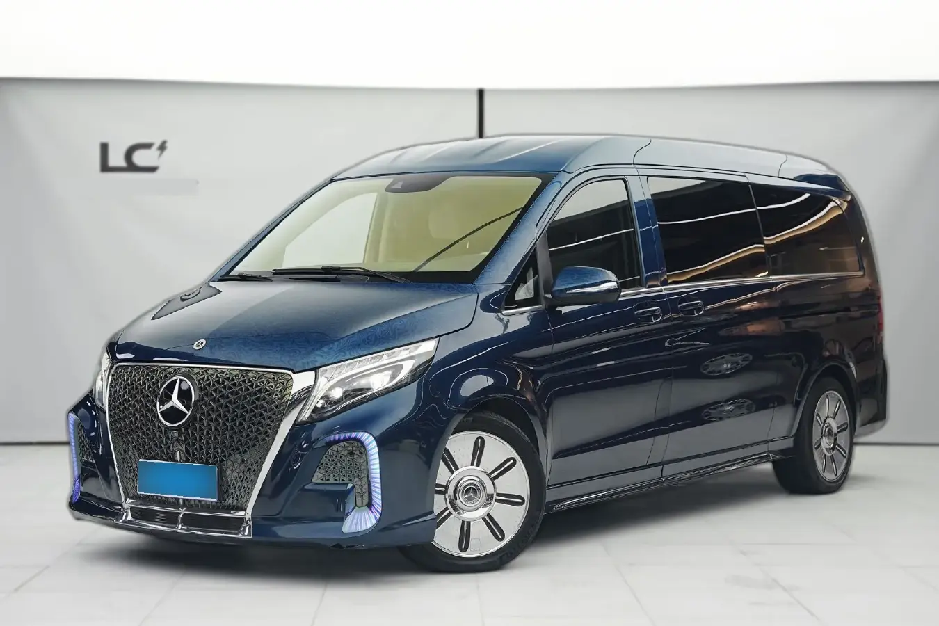 2022 Mercedes-Benz V Class 2.0T 211HP L4 9AT
