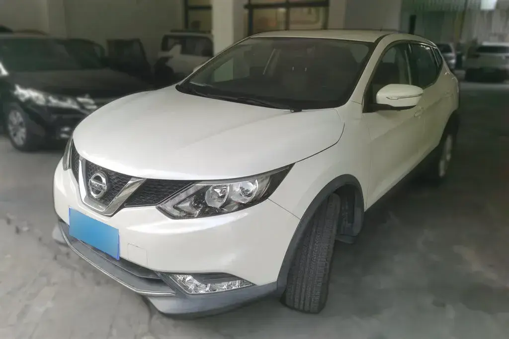 2016 Nissan Qashqai 2.0L 150HP L4 CVT