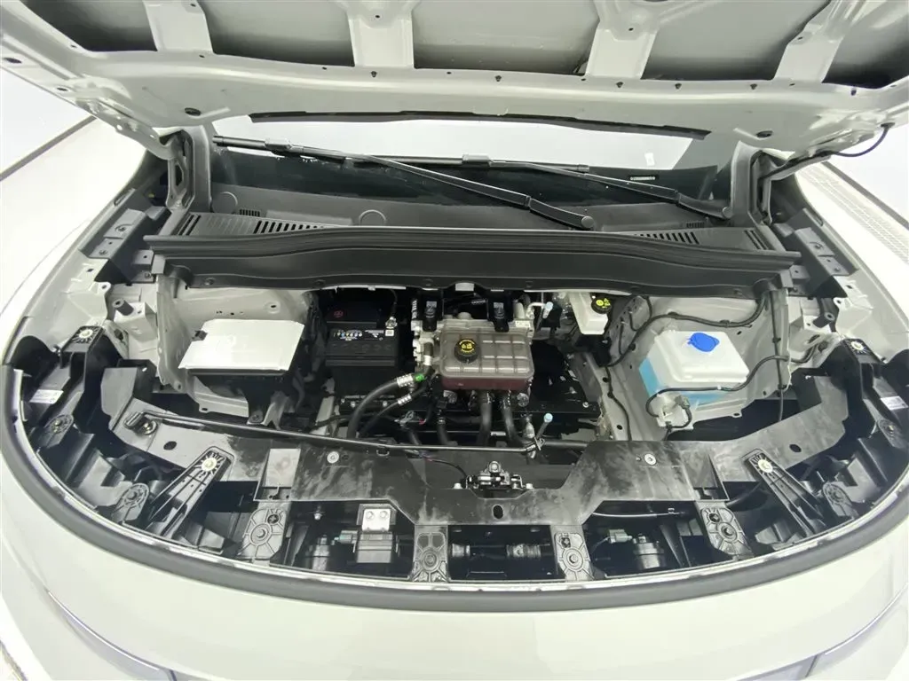 2025 Leapmotor B10 BEV 56.2KWH,autocango,china used car exporter,china ev exporter,chinese used car exporter,chinese used ev exporter