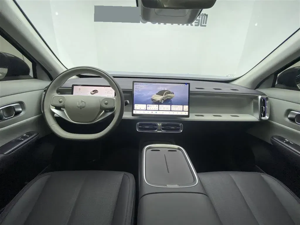 2025 Leapmotor B10 BEV 56.2KWH,autocango,china used car exporter,china ev exporter,chinese used car exporter,chinese used ev exporter